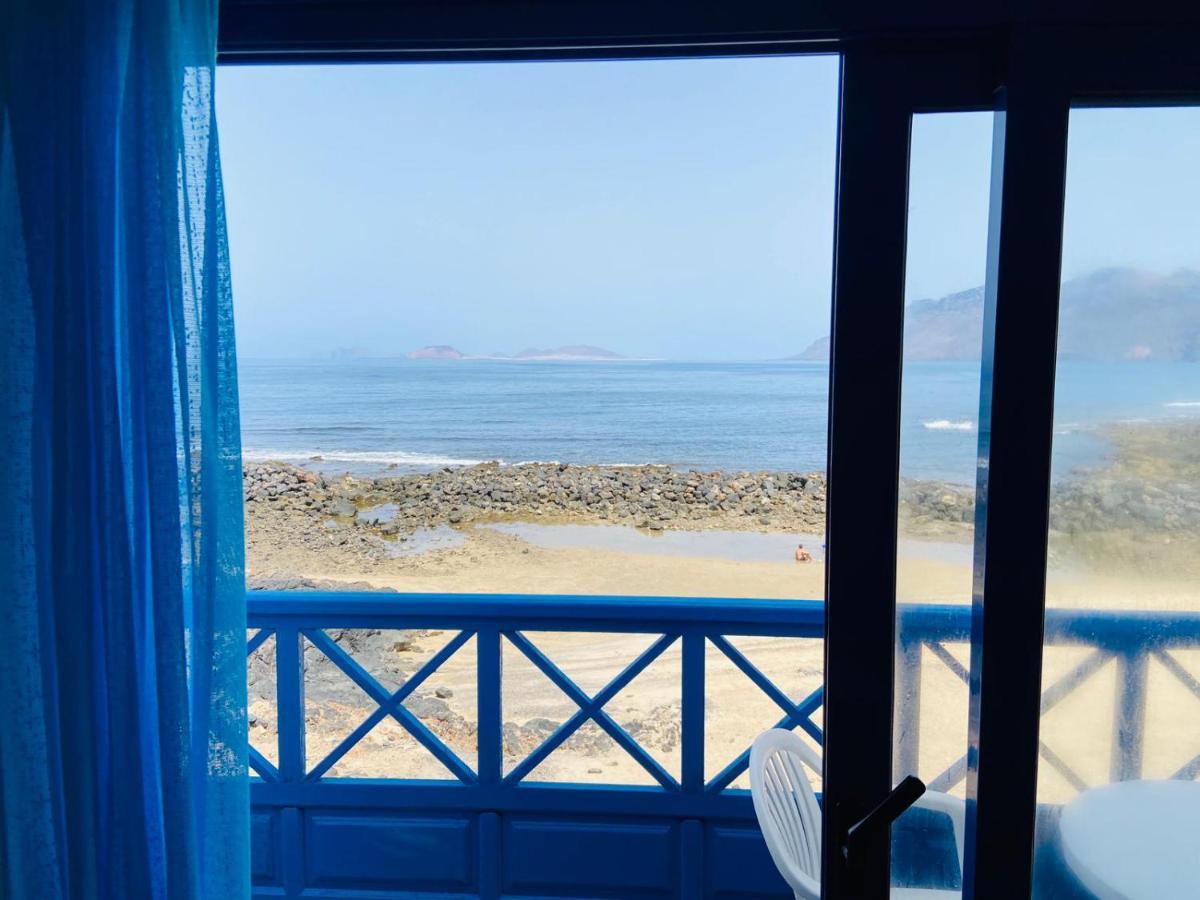 Mirador Del Risco De Famara Appartement Buitenkant foto