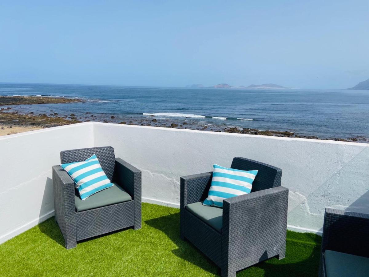 Mirador Del Risco De Famara Appartement Buitenkant foto